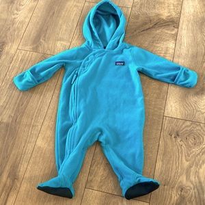 Patagonia fleece bunting